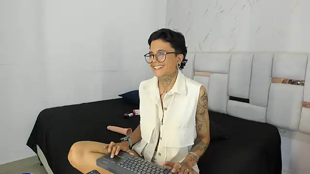 Snapshot of Antony_D_ossa chatting on May 16, 2026, 7:45 pm Antony D ossa online show from May 16, 2026, 7:45 pm
