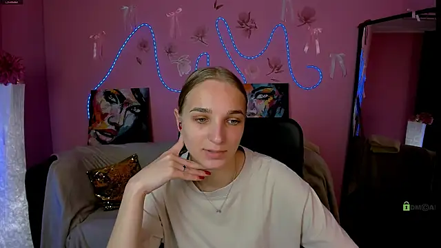 Snapshot of ollivia_dream chatting on May 6, 2026, 5:46 am ollivia dream online show from May 6, 2026, 5:46 am