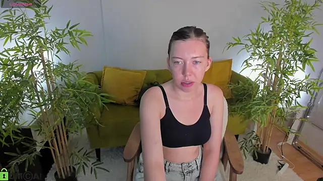Sandra Ross online show from July 4, 2026, 12:39 am