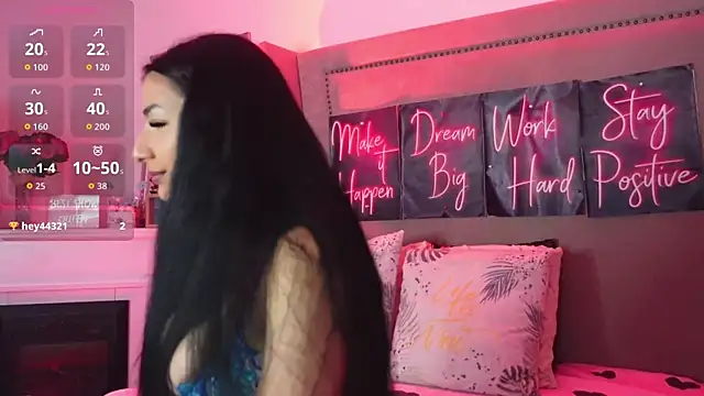 Snapshot of CataleyaStarr chatting on June 12, 2026, 4:22 am CataleyaStarr online show from June 12, 2026, 4:22 am