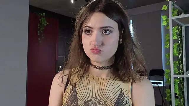 lovergirl4me online show from May 3, 2026, 2:56 pm