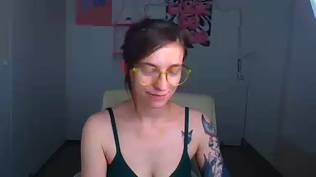 Luna Tantra online show from June 28, 2026, 1:06 pm