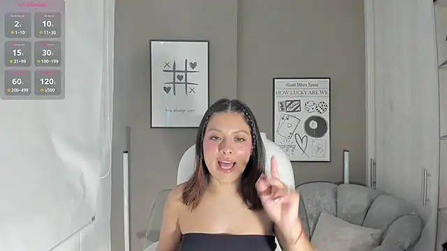 Snapshot of GeorginaMontclair chatting on April 30, 2026, 8:04 pm GeorginaMontclair online show from April 30, 2026, 8:04 pm