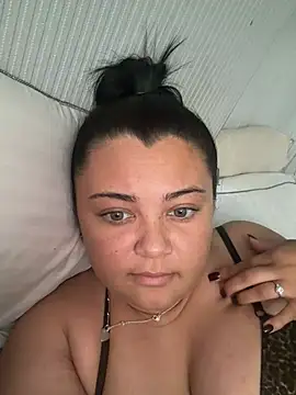 Snapshot of Laurenrose_x chatting on May 11, 2026, 4:04 pm Laurenrose x online show from May 11, 2026, 4:04 pm