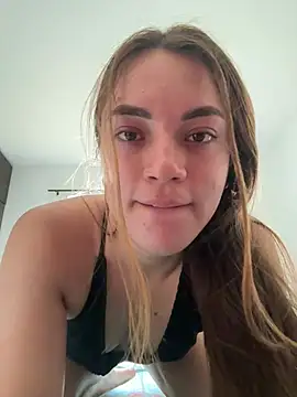  EmmaDavis  online show from June 13, 2026, 3:10 pm
