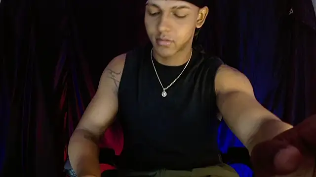 zoriel bigcock online show from June 4, 2026, 6:03 pm