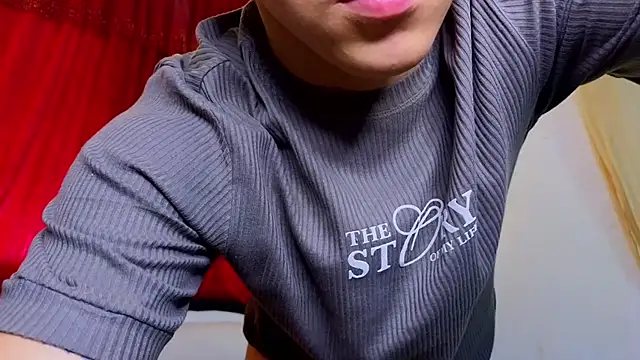 josethariaz25 online show from April 22, 2026, 2:51 pm