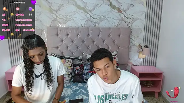 Snapshot of Mia_Hiills chatting on May 11, 2026, 12:44 pm Mia Hiills online show from May 11, 2026, 12:44 pm