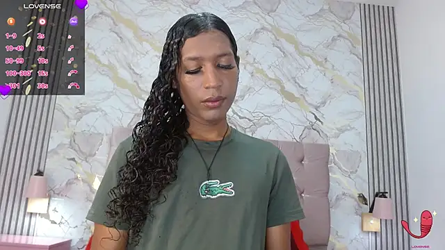 Snapshot of Mia_Hiills chatting on May 29, 2026, 12:36 pm Mia Hiills online show from May 29, 2026, 12:36 pm