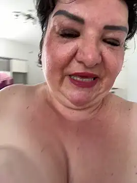 Snapshot of curvymilfmicha chatting on August 4, 2026, 2:41 pm curvymilfmicha online show from August 4, 2026, 2:41 pm