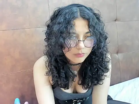 Sun NMoon online show from April 29, 2026, 9:43 pm