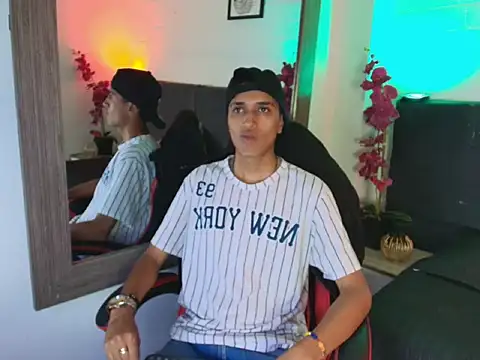 Alan Colthon online show from April 25, 2026, 3:42 am