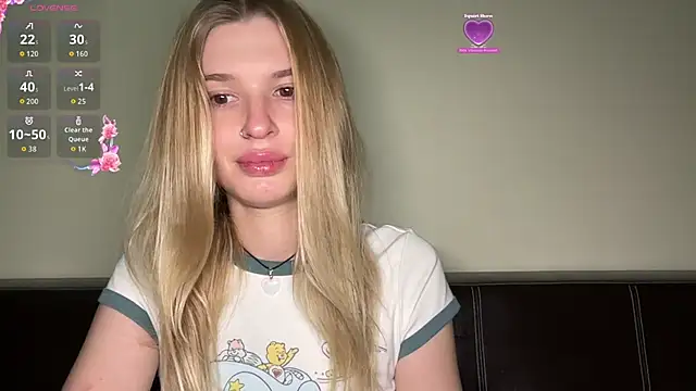 crazysuckks online show from April 23, 2026, 8:44 pm