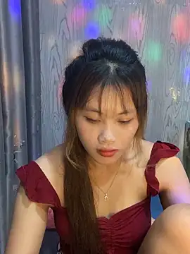 Ly-sexyy online show from April 27, 2026, 7:28 am