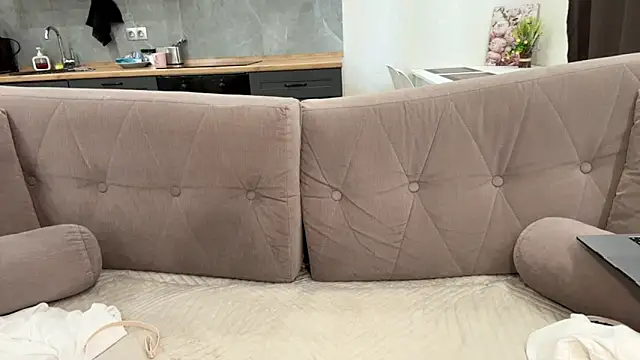 Eva wett online show from April 28, 2026, 8:08 am