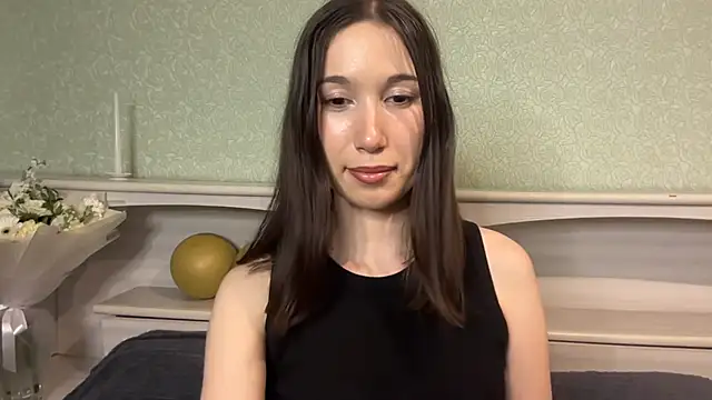 KristyTramel online show from April 28, 2026, 12:10 pm