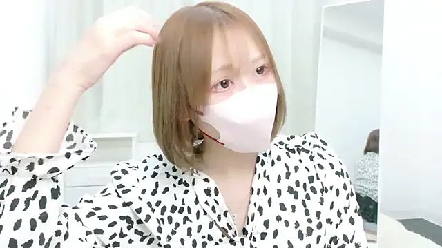 remuchan   online show from April 30, 2026, 11:05 am