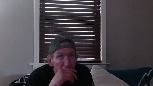 studlyhardwoodd online show from April 25, 2026, 3:42 pm