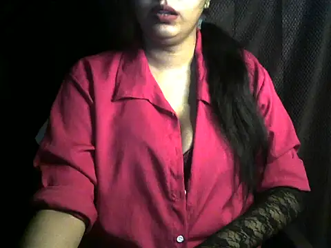 aaysha lov online show from May 8, 2026, 7:08 pm