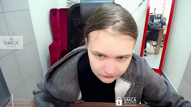  donnaSia  online show from June 7, 2026, 6:28 am