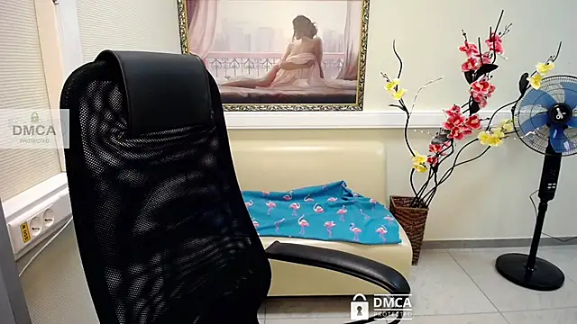  donnaSia  online show from July 19, 2026, 6:17 am