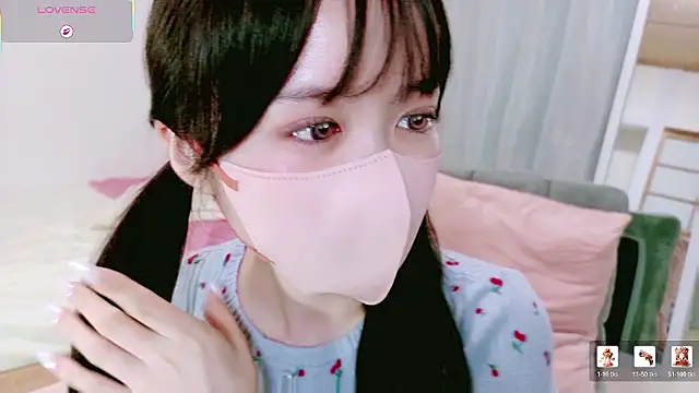 mayu chan  online show from June 12, 2026, 11:53 am