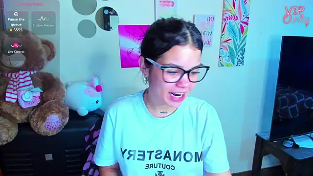 Snapshot of angelina_77 chatting on June 20, 2026, 2:09 pm angelina 77 online show from June 20, 2026, 2:09 pm