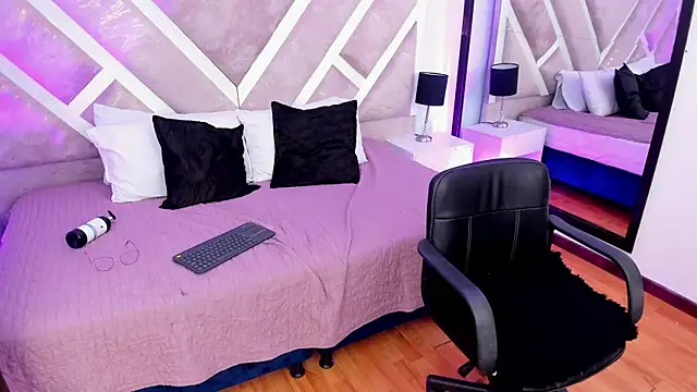 Snapshot of Mia_Velez1 chatting on May 16, 2026, 10:36 am Mia Velez1 online show from May 16, 2026, 10:36 am