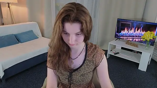 Snapshot of BelovedAlice chatting on June 8, 2026, 1:28 am BelovedAlice online show from June 8, 2026, 1:28 am