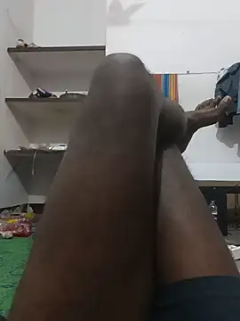 Snapshot of hot_boy_27_ chatting on May 7, 2026, 4:34 pm hot boy 27 online show from May 7, 2026, 4:34 pm