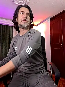 DaddyLolii online show from July 16, 2026, 12:05 am
