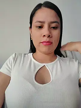 Snapshot of Nicol_Alvarez1 chatting on June 18, 2026, 9:52 pm Nicol Alvarez1 online show from June 18, 2026, 9:52 pm