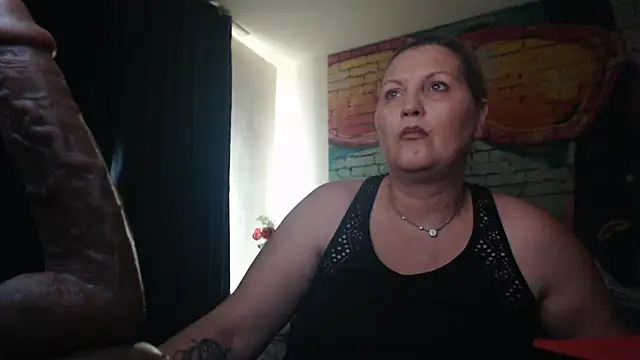 Snapshot of Divineblond chatting on March 22, 2025, 11:42 am Divineblond online show from March 22, 2025, 11:42 am