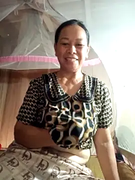 Snapshot of Ari-Na9 chatting on June 4, 2026, 2:39 am Ari-Na9 online show from June 4, 2026, 2:39 am