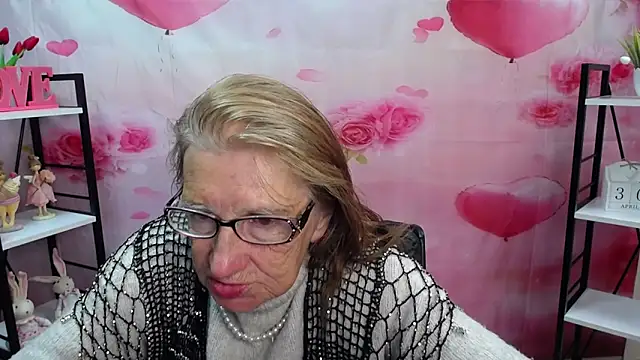 Snapshot of AliceWriter chatting on April 30, 2026, 11:16 am AliceWriter online show from April 30, 2026, 11:16 am
