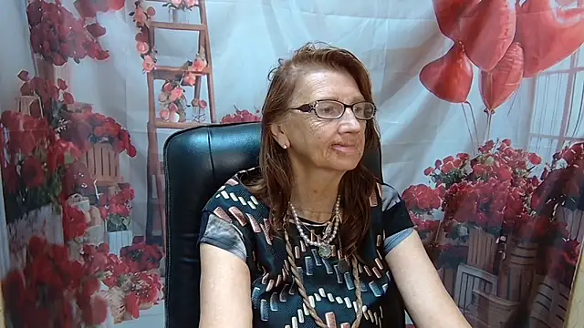 Snapshot of AliceWriter chatting on May 28, 2026, 11:07 am AliceWriter online show from May 28, 2026, 11:07 am