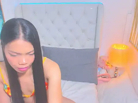 Hailey Harper online show from April 28, 2026, 11:59 am