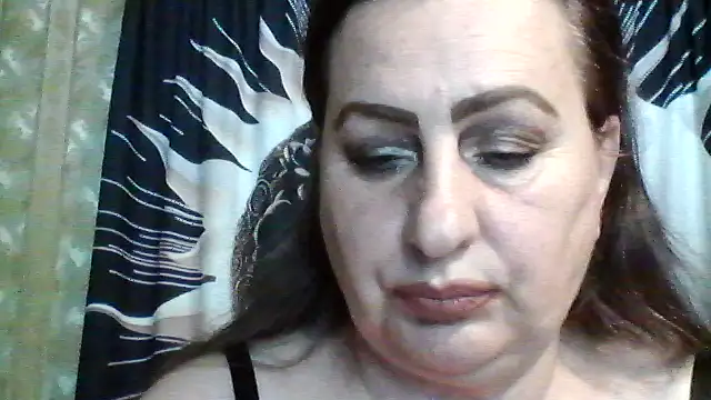 LoaqLovew online show from June 12, 2026, 8:13 am