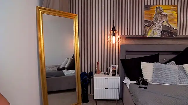 Snapshot of SofiaLace chatting on July 13, 2026, 7:00 am SofiaLace online show from July 13, 2026, 7:00 am
