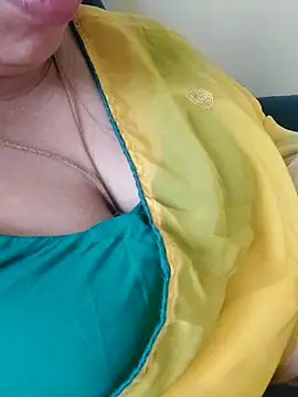 Snapshot of Call_Honey chatting on June 11, 2026, 2:53 am Call Honey online show from June 11, 2026, 2:53 am