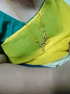Snapshot of Call_Honey chatting on June 27, 2026, 2:34 pm Call Honey online show from June 27, 2026, 2:34 pm