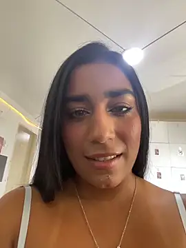 Snapshot of SaryJonex chatting on April 29, 2026, 2:10 pm SaryJonex online show from April 29, 2026, 2:10 pm