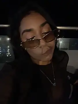 Snapshot of SaryJonex chatting on May 15, 2026, 11:45 pm SaryJonex online show from May 15, 2026, 11:45 pm