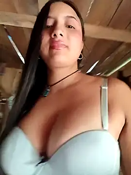 Snapshot of Soffia-zapata chatting on May 15, 2026, 4:14 pm Soffia-zapata online show from May 15, 2026, 4:14 pm