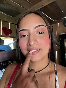 Soffia-zapata online show from July 12, 2026, 4:53 pm