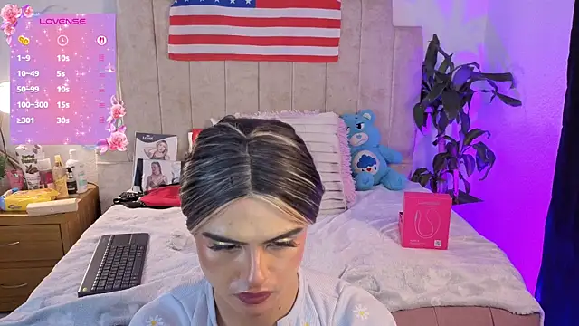 Emily hall19 online show from July 23, 2026, 9:13 pm