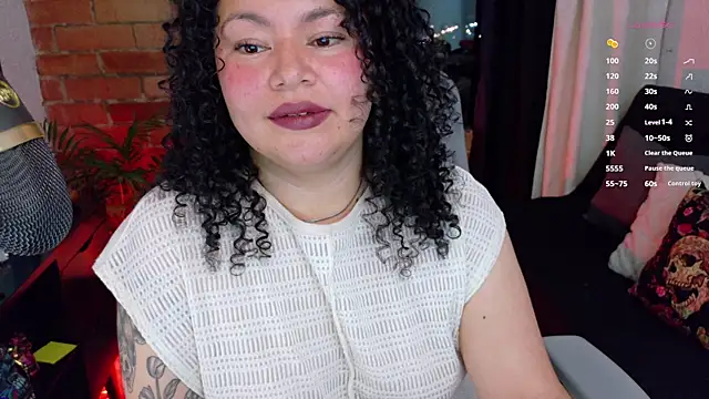 MissBronte online show from May 1, 2026, 11:53 pm