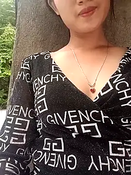 Rosie LoveUU online show from April 27, 2026, 11:08 am