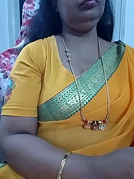 Snapshot of Nayana_456 chatting on June 1, 2026, 9:55 am Nayana 456 online show from June 1, 2026, 9:55 am