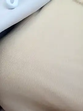 Melari online show from April 28, 2026, 3:33 am